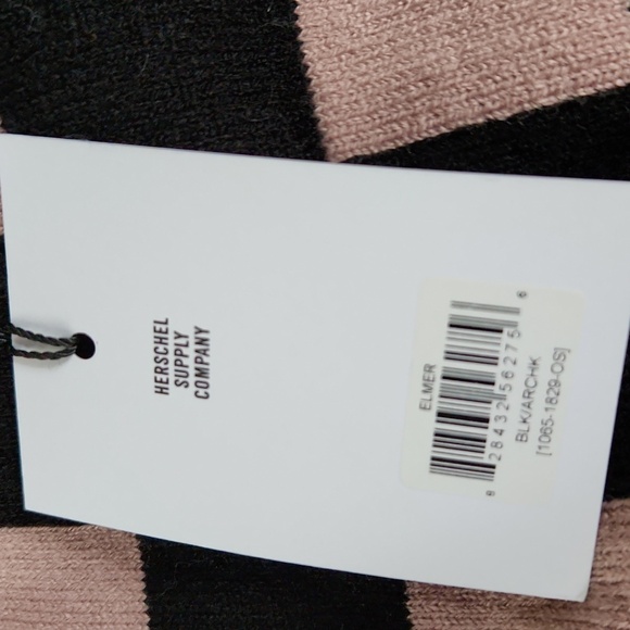 Herschel Elmer Beanie - Black and Ash Rose Check Hat - Picture 4 of 7